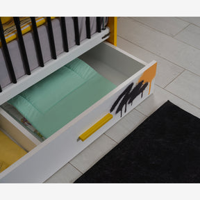 Skate Babyzimmer Komplett Set Babybett mit Stauraum Kommode mit Spiegel Kleiderschrank mit LED